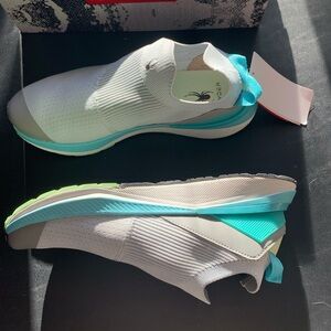 Spyder Tanaga Sneaker Slip-On, Women’s Size 9.5
New with tags. 

A0149
0123543